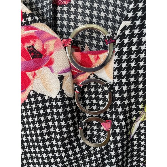 Relativity Tunic Top Plus Size 3X Floral Houndstooth O Ring V Neck Black White - Picture 3 of 8